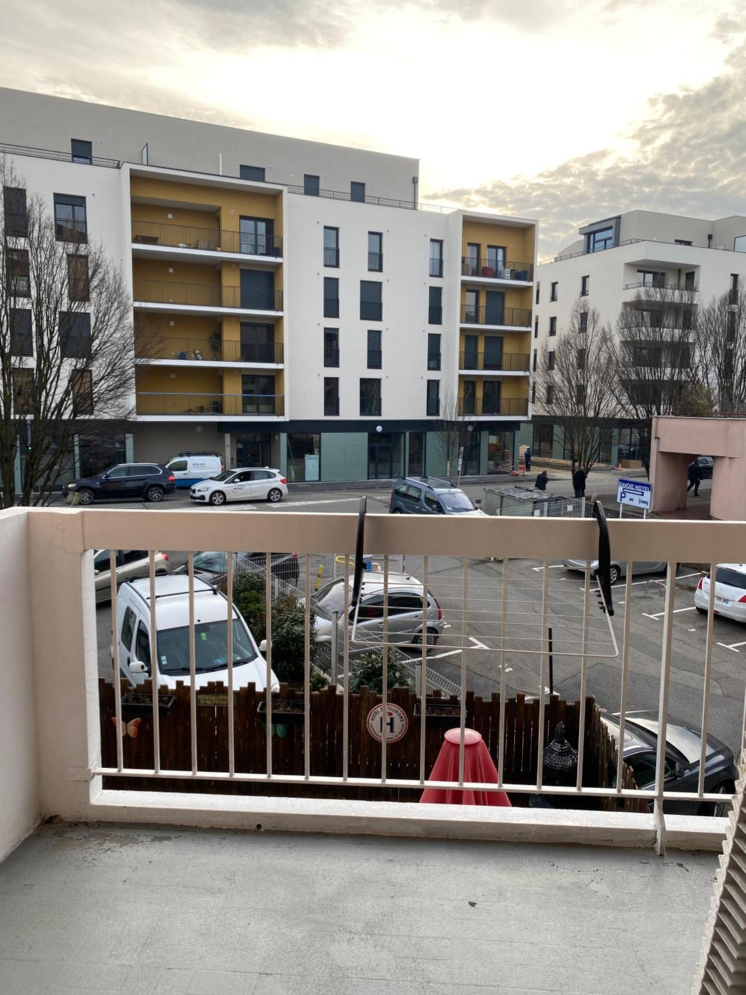 Studios & Chambres Aux Portes De Geneve Saint-Julien-en-Genevois Exterior foto